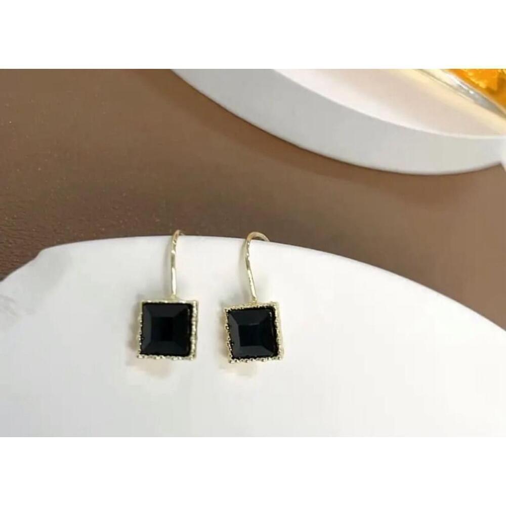 Women's Black Square Crystal Earrings